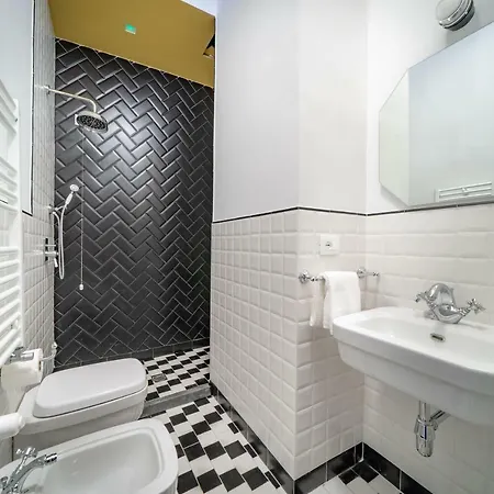 Il Fiore D'oro Luxury בית הארחה 3*