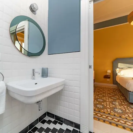 Il Fiore D'oro Luxury 3* נאפולי